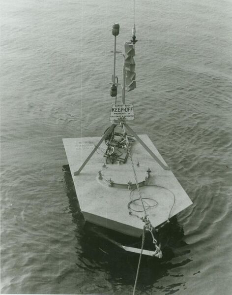 File:Buoy for deploying Roberts Radio Current Meter - NOAA Photo Library.jpg