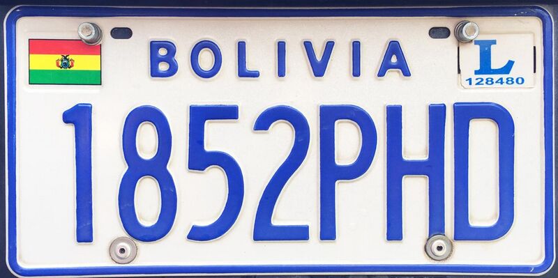 File:Matrícula automovilística Bolivia 2006 1852PHD La Paz.jpg