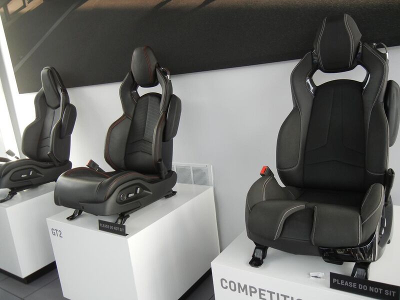 File:2020 corvette c8 seat options.jpg