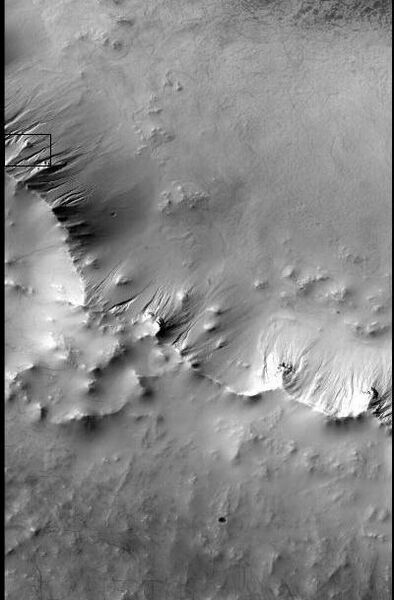 File:Context for Gullies in Ross crater.jpg
