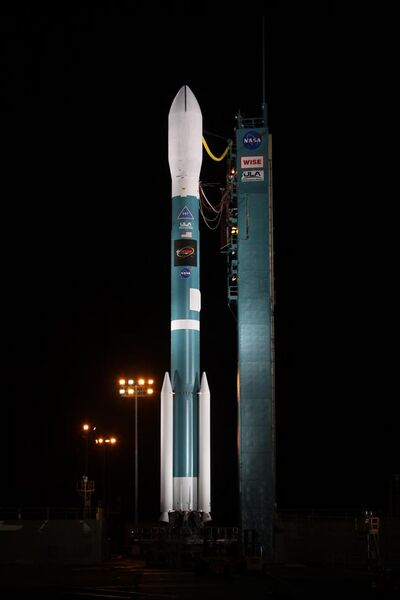 File:Delta II rocket launches with WISE.jpg