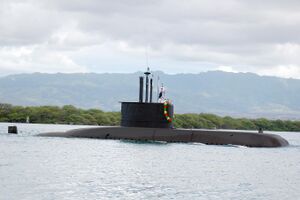 ROKS Lee Sunsin (SS 068) arrives at Naval Station Pearl Harbor.jpg