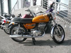 Suzuki GT 250.JPG