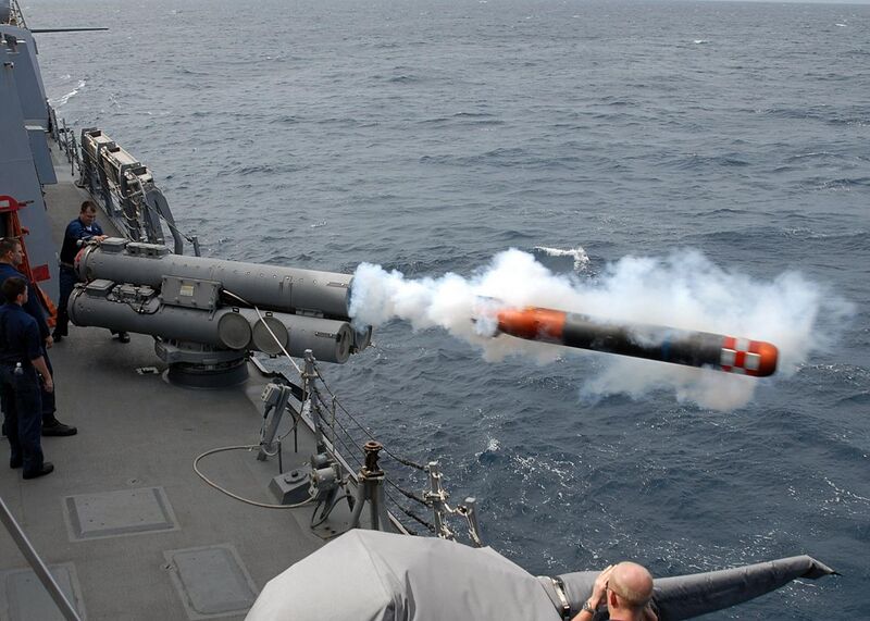 File:US Navy inactive torpedo launch.jpg