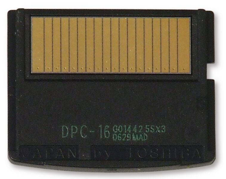 File:XD card 16M Fujifilm back.jpg
