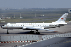 Aeroflot Tu-104B CCCP-42403 LBG 1974-8-2.png
