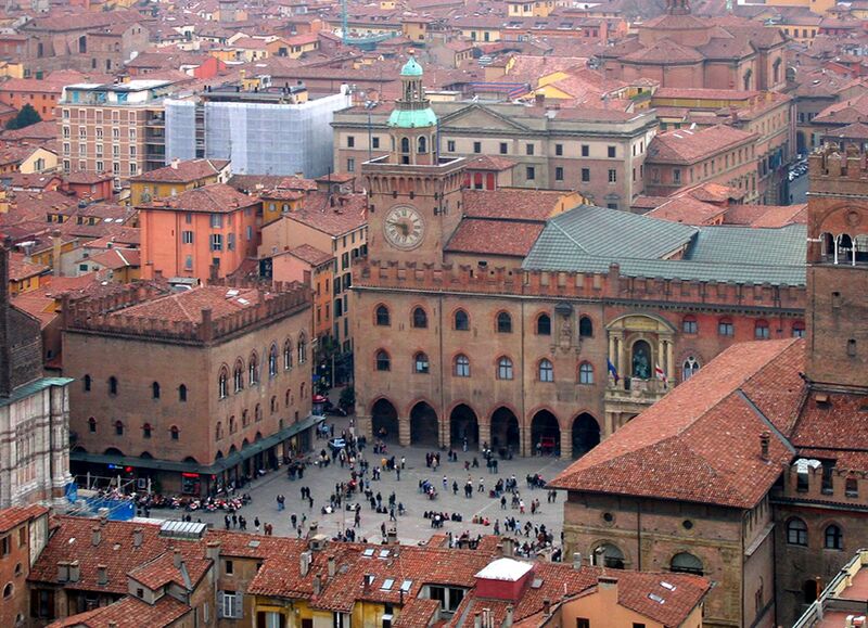 File:Bologna-vista02.jpg