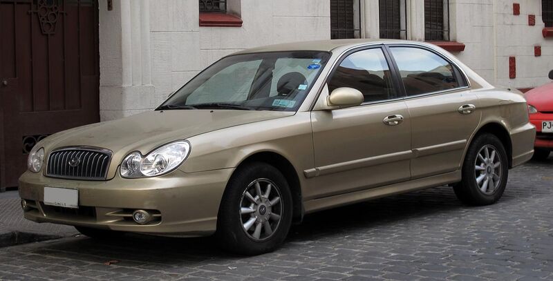 File:Hyundai Sonata 2.0 GL 2005 (2).jpg