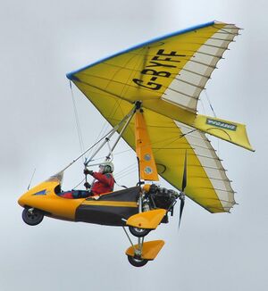 Pegasus quantum 15-912 microlight g-byff kemble arp.jpg