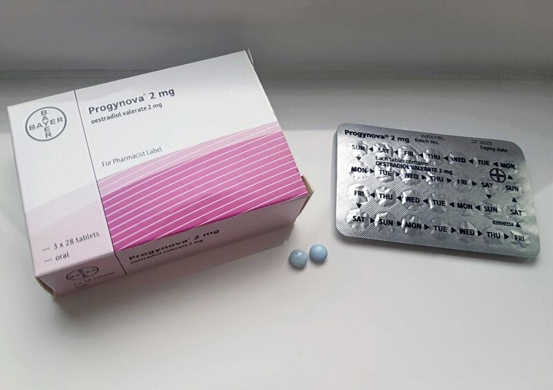File:Progynova (estradiol valerate) tablets in the United Kingdom.jpg
