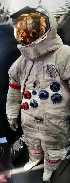 File:Apollo 15 Space Suit David Scott.jpg