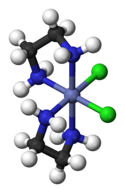 Delta-cis-dichlorobis(ethylenediamine)cobalt(III).png