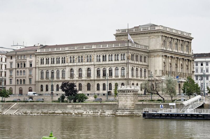 File:Hungarian Academy of Sciences Budapest.jpg