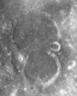 Kao crater Helmert crater AS17-M-2831.jpg
