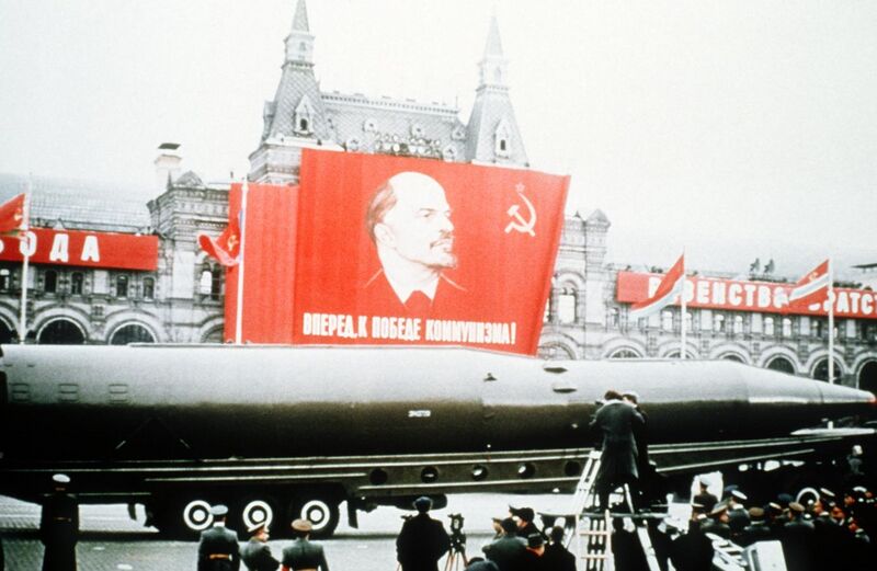 File:Moskau Roter Platz September 1964.jpg