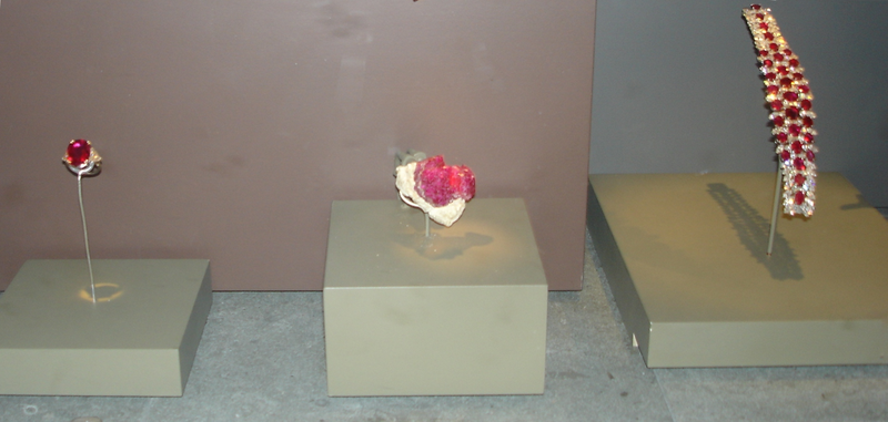 File:NMNH-Rubies-CroppedRotated.png
