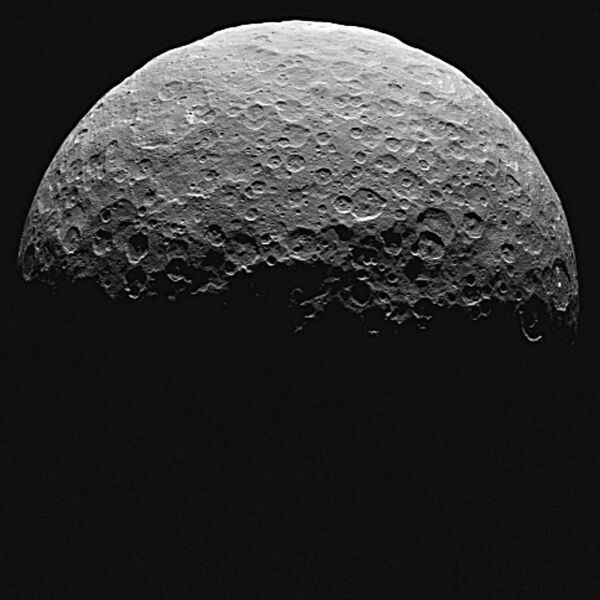 File:PIA19064-Ceres-DwarfPlanet-StillImage-20150414.jpg
