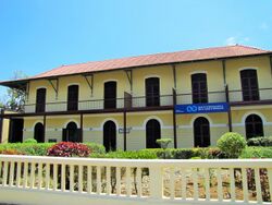 Sao Tome Banco Internacional de Sao Tome e Principe (16247128161).jpg