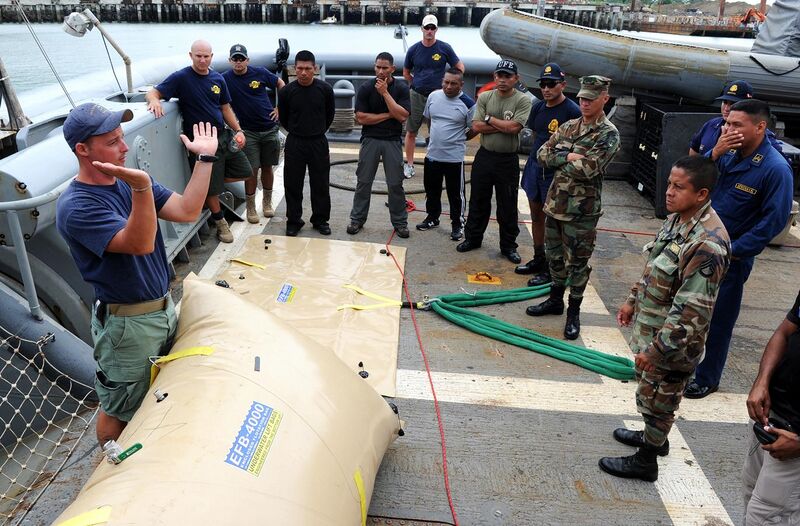File:US Navy 100813-N-9769P-048 Navy Diver 1st Class Chris Whitman explains the capabilities of the 4,000-lb. lift bag to Panamanian and Peruvian divers.jpg