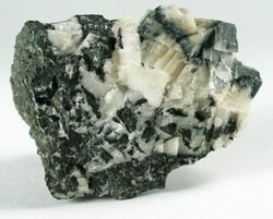 Berzelianite, Calcite-361052.jpg