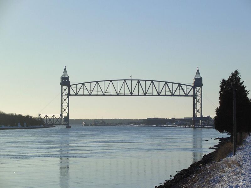 File:Cape Cod Canal - Railroad Bridge.jpg