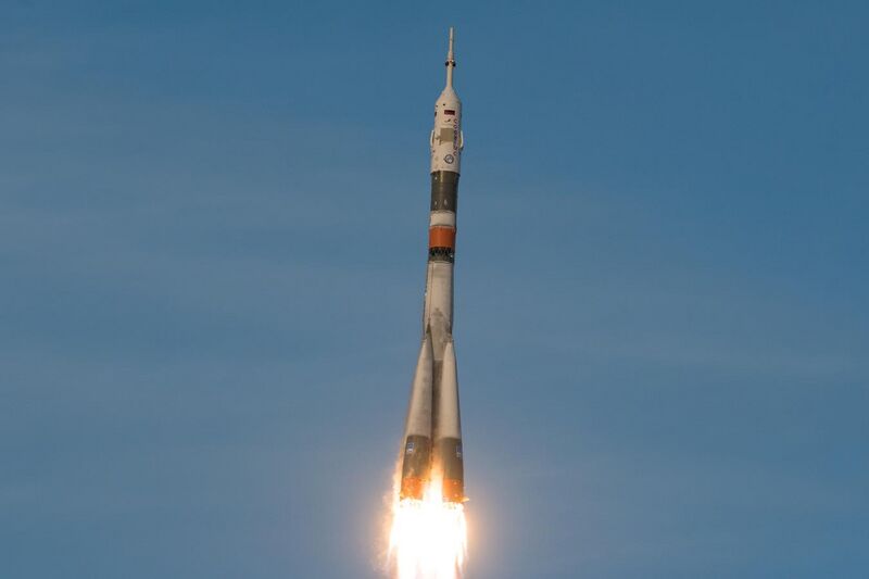 File:Expedition 58 Launch (NHQ201812030005).jpg