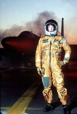 U-2-pilot-suit-up.jpg