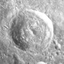 Brunner crater AS17-M-2828.jpg