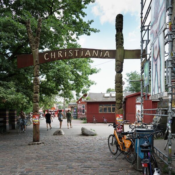 File:Christiania in.jpg