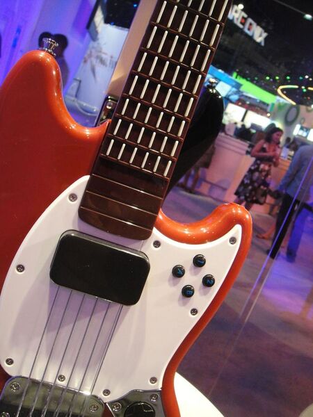 File:Fender Mustang Pro Guitar Controller (body) for Rock Band 3 @ E3 Expo 2010.jpg