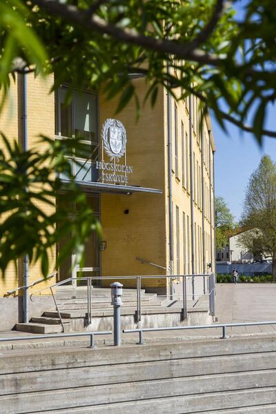 File:G Building at University of Skövde.jpg