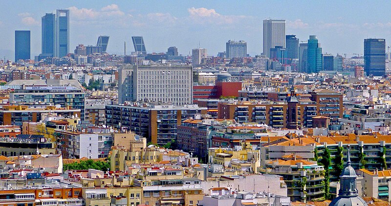 File:Madrid - Sky Bar 360º (Hotel Riu Plaza España), vistas 19.jpg