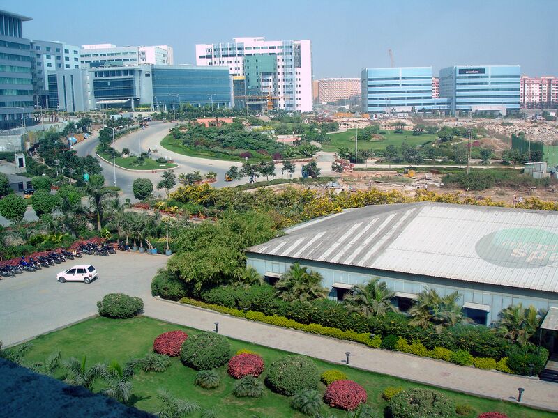File:MindSpace campus in Hyderabad, India.jpg