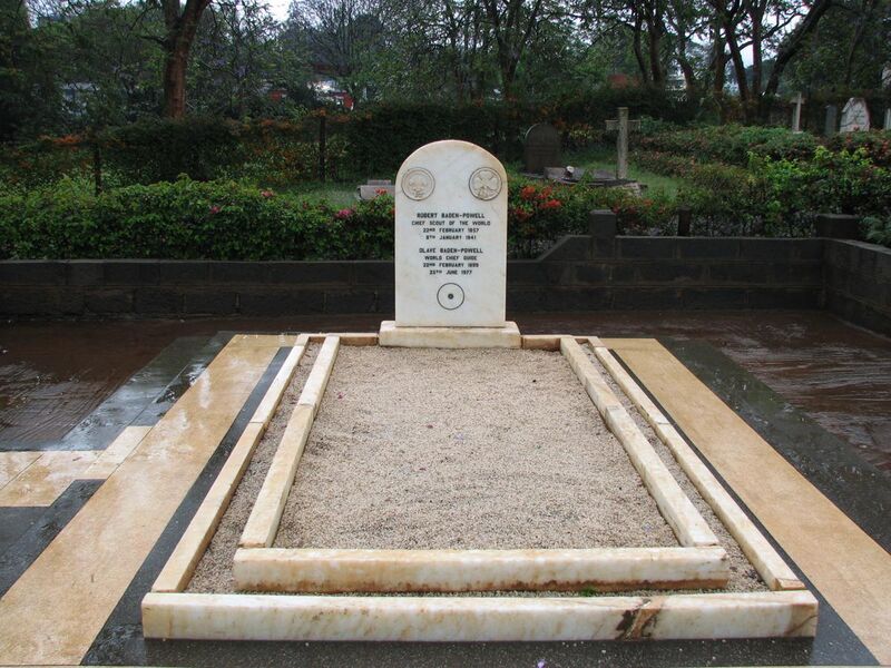 File:Baden Powell grave1.jpg