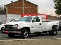 Chevrolet 3500 Silverado Dual 4x4 2006 (14534772608).jpg