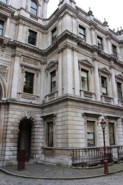 Exterior of The Linnean Society of London.JPG