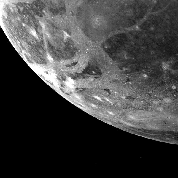 File:Ganymede - PIA02278.jpg