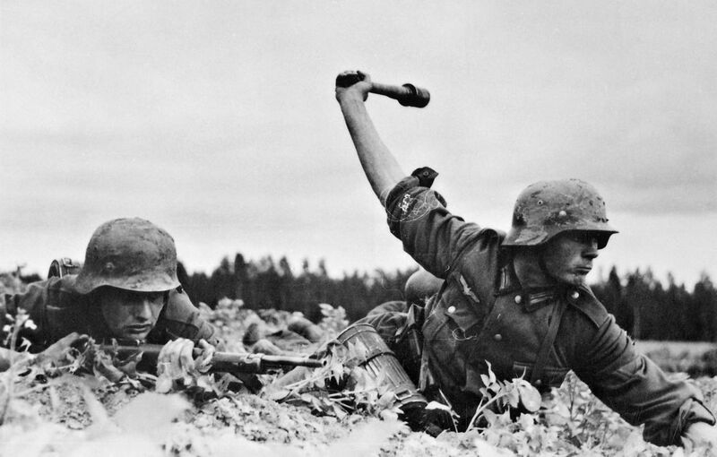 File:German troops in Russia, 1941 - NARA - 540155.jpg