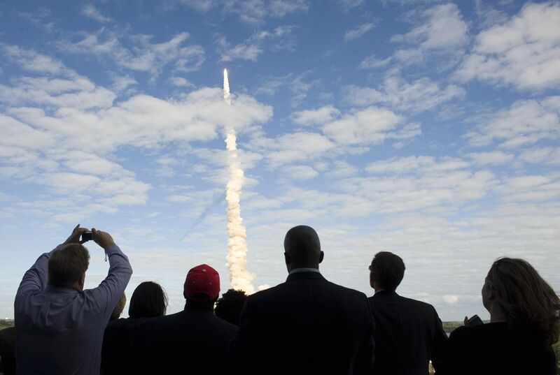 File:STS-129 Lifts Off.jpg