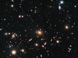 Cosmic lens MACS J1720+35 helps Hubble to find a distant supernova.jpg