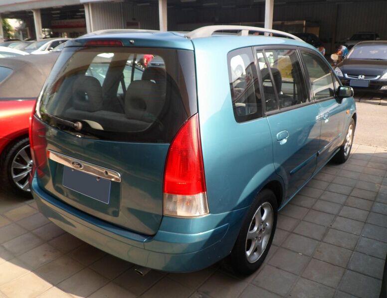 File:Ford Ixion 02 China 2012-08-09.jpg