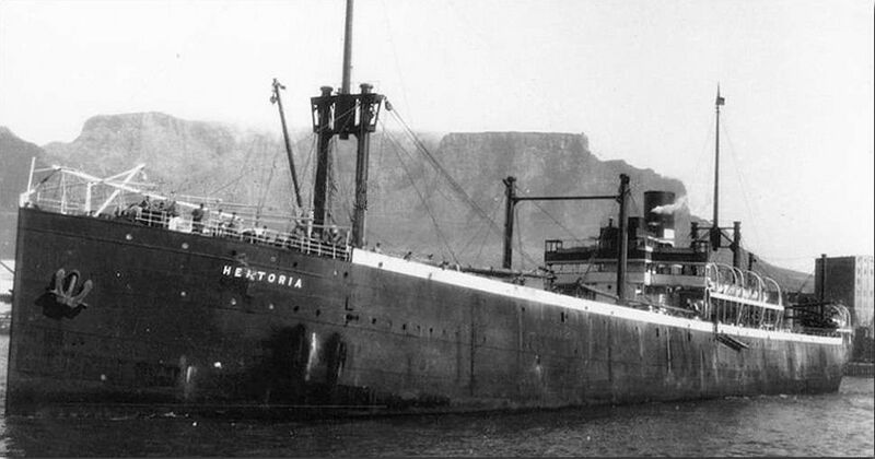 File:Hektoria whaling ship.jpg