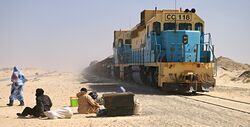 SNIM ore train Nouadhibou.jpg