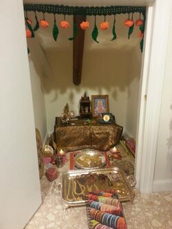Hindu Household shrine 15609118861 742c0c66b8 o.jpg