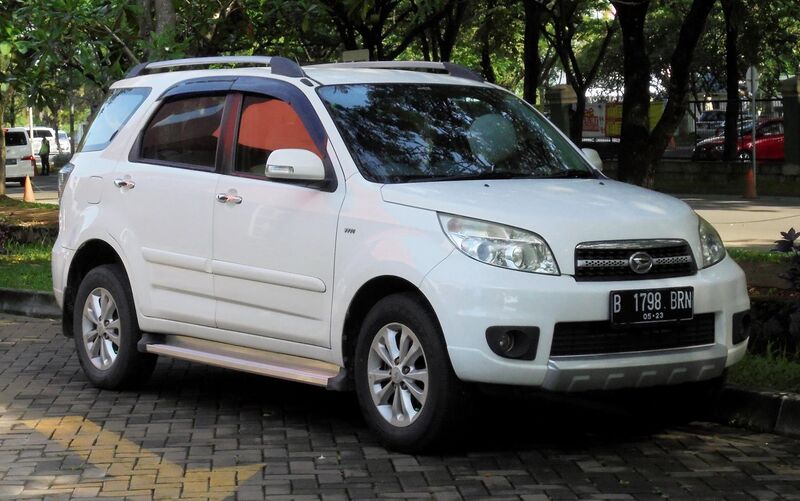 File:2013 Daihatsu Terios 1.5 TX wagon (F700RG; 12-14-2018), South Tangerang.jpg