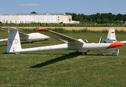 PZL-Bielsko SZD-48 Jantar Standard AN1958637.jpg