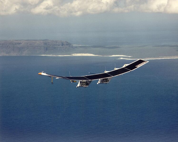 File:Pathfinder solar aircraft over Hawaii.jpg