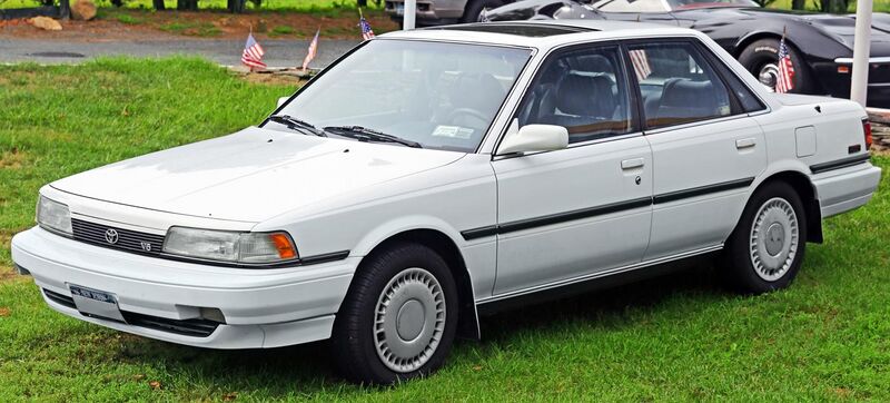 File:1991 Toyota Camry V6 VZV21 front left (US).jpg