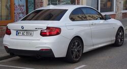 2014-2018 BMW M235i (F22) coupe (2018-07-30) 02.jpg