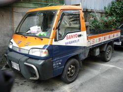CMC Varica 1200 truck of Sanyo Electric Taiwan distributor 20101211.jpg
